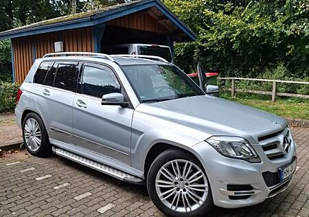 Mercedes-Benz GLK 250 BlueTEC 4MATIC - von Privat, SUPER