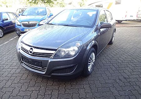 Opel Astra H Lim. Basis