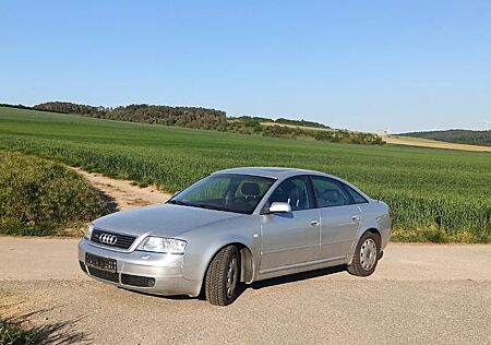 Audi A6 2.5 TDI quattro