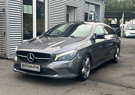 Mercedes-Benz CLA 220 CDI AUTOMATIK+LEDER+PANO+AHK+NAVI+KAMERA