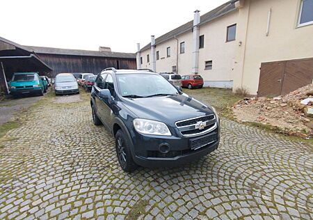 Chevrolet Captiva 2.4 LS 2WD