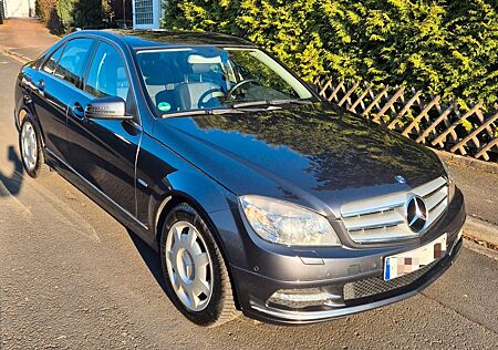 Mercedes-Benz C 200 CGI, HU neu + 8-fach bereift