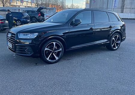 Audi Q7 3.0 TDI quattro 7 SITZ+PANORA+Head-UP+MATRIX 360