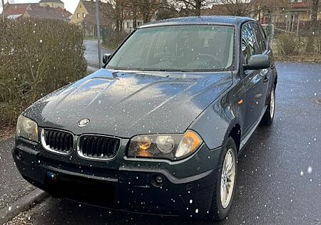 BMW X3 2.0d - XTrons Carplay + Webasto Standheizung