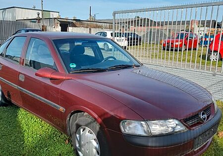 Opel Vectra 1.6 Plus Klima Plus Klima