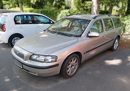 Volvo V70 2.5T - knapp 250.000 km gelaufen