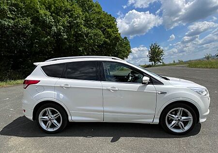 Ford Kuga 2,0 TDCi 4x4 132kW Individual PowerShif...