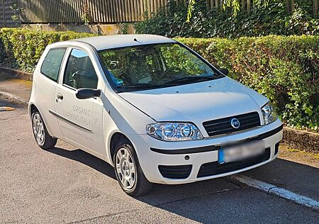 Fiat Punto 1.2 Coupe gut erhalten, erst 91 tsd. km