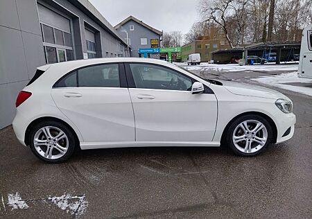 Mercedes-Benz A 180 CDI / d BlueEfficiency+ILS+NAVI+PDC+XENON