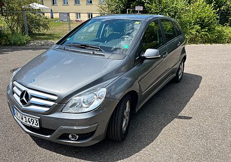 Mercedes-Benz B 170 NGT BlueEFFICIENCY -