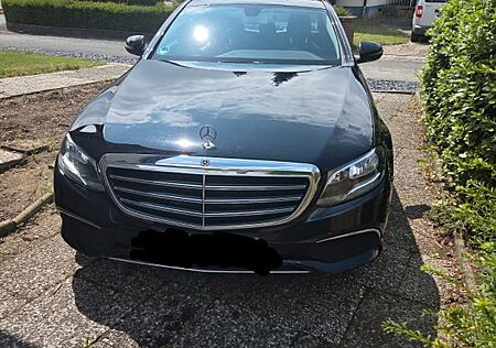 Mercedes-Benz E 200 E 200d EXCLUSIVE Autom. EXCLUSIVE