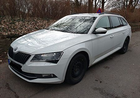 Skoda Superb 2.0 TDI SCR 140kW Style Combi Style