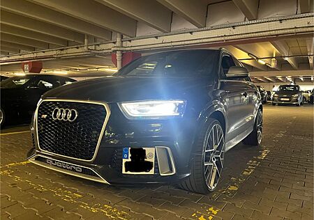 Audi RS Q3 RSQ3 2.5 TFSI S tronic Quattro