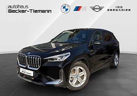 BMW iX1 xDrive30 18" / AHK / DAB / DrivAss / RFK / S