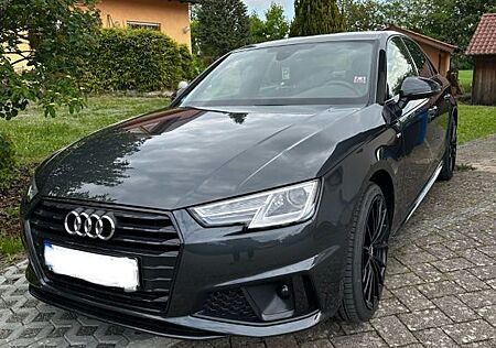 Audi A4 Lim. 35 TFSI S-Line | AHK | 42tkm | Navi