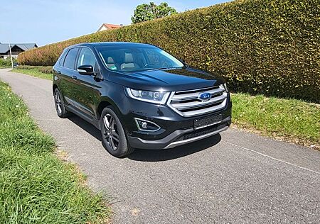 Ford Edge 2,0 TDCi Bi-Turbo 4x4 Titanium Standheizung