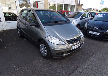 Mercedes-Benz B 180 Automatik , wenig KM , Klima , AHK