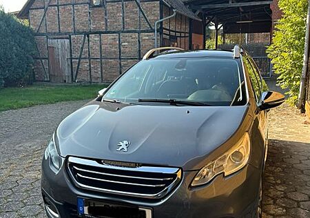 Peugeot 2008 Allure 82 VTi Allure HU/TÜV neu von Privat