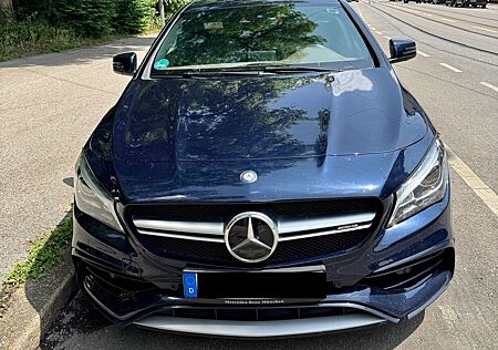 Mercedes-Benz CLA 45 AMG Shooting Brake Mercedes-AMG CLA 4...