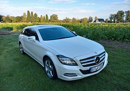 Mercedes-Benz CLS 350 Shooting Brake -