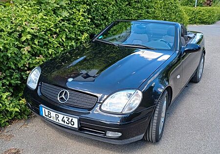 Mercedes-Benz SLK 200 - Roadster