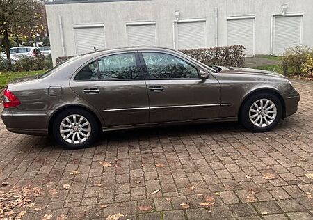 Mercedes-Benz E 200 KOMPRESSOR ELEGANCE Elegance