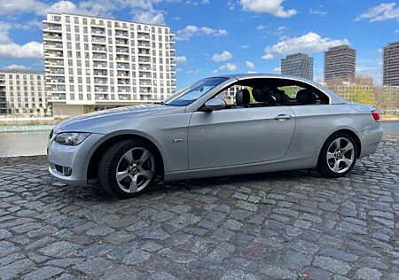 BMW 325i -