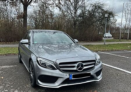 Mercedes-Benz C 400 4MATIC AMG Line Autom. AMG Line
