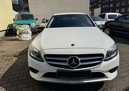 Mercedes-Benz C 220 C 220d T-4MATIC-AUT-AVANT-MULTIBEAM-WIDE-LED-NAV