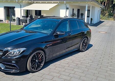 Mercedes-Benz C 63 AMG Mercedes-AMG C 63 T S Mercedes-AMG S