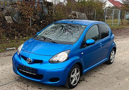 Toyota Aygo (X) Aygo 1. Hand/Klima/Navi/Kupplung Neu