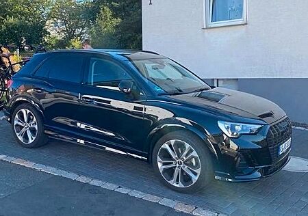 Audi Q3 35 TFSI S tronic S line Standh. AHK unfallfr.
