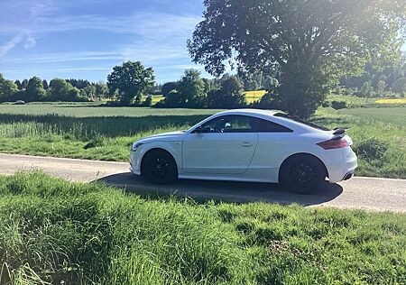 Audi TT Coupe 1.8 TFSI -
