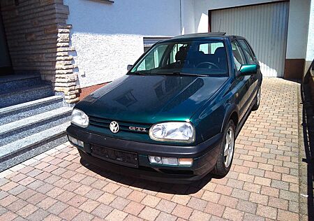 VW Golf Volkswagen 2.0 GTI 1. Hand orig. 115.000 KM Klima