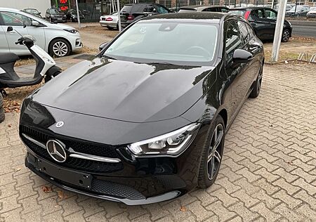 Mercedes-Benz CLA 220 CLA -Klasse Shooting Brake Junge Sterne