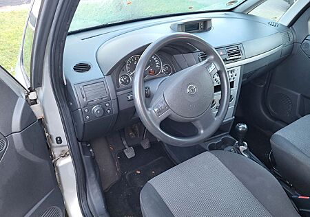 Opel Meriva 1.8 -