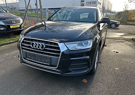 Audi Q3 quattro, DSG,Pano,AHK, Top!