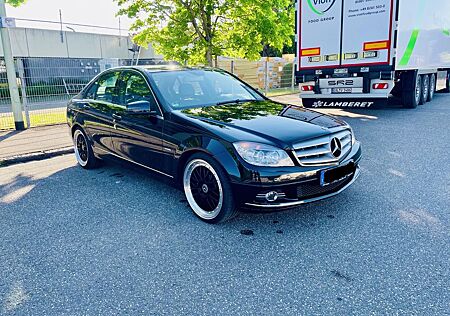 Mercedes-Benz C 200 Kompressor Limousine