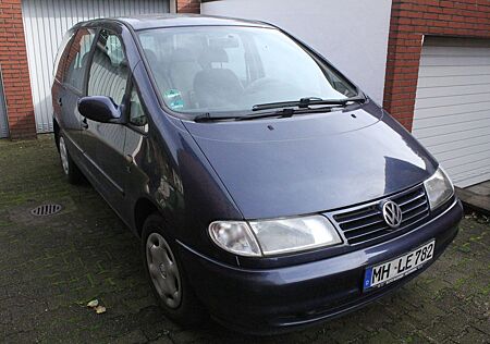 VW Sharan Volkswagen 2.0 GL 7 SITZER 2xKINDER KLIMAANLAGE AHK