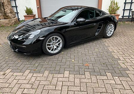 Porsche Cayman 718 982