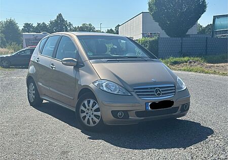 Mercedes-Benz A 170 AVANTGARDE*NeuTÜV*AUTOMATIK*KLIM*VOLLLEDER