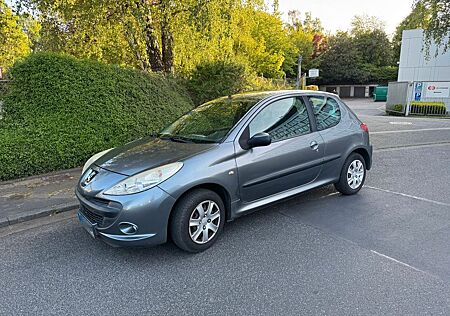 Peugeot 206 + 1.1 - 60