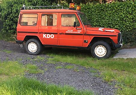 Mercedes-Benz G 230