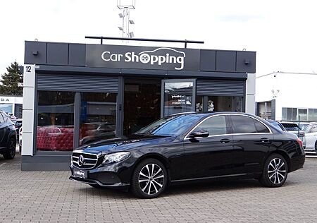 Mercedes-Benz E 300 de Avantguard /Anhkpl./Klimaauto./LED/