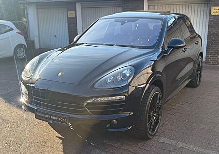 Porsche Cayenne S Diesel SPORT DESIGN CHRONO LUFT SITZLU