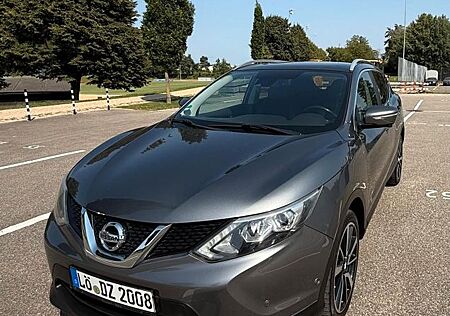 Nissan Qashqai 1.6 dCi Tekna, 360° Kamera, Panoramadach