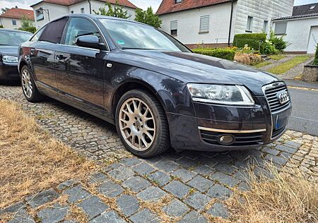Audi A6 2.4 -