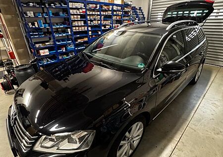 VW Passat Variant Volkswagen 2.0 TSI Exclusive Variant Exc...