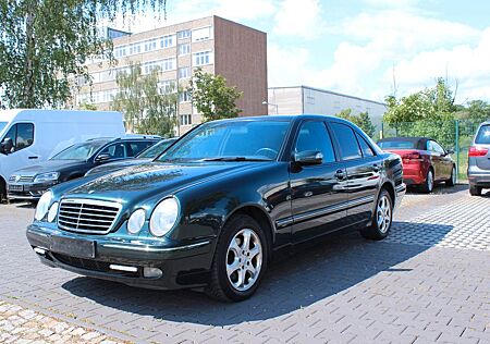 Mercedes-Benz E 280 AVANTGARDE / Schiebedach/ Klima/ TÜV Neu