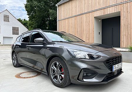 Ford Focus 1,0 ST-Line, Turnier, Kamera, Service, 8-F
